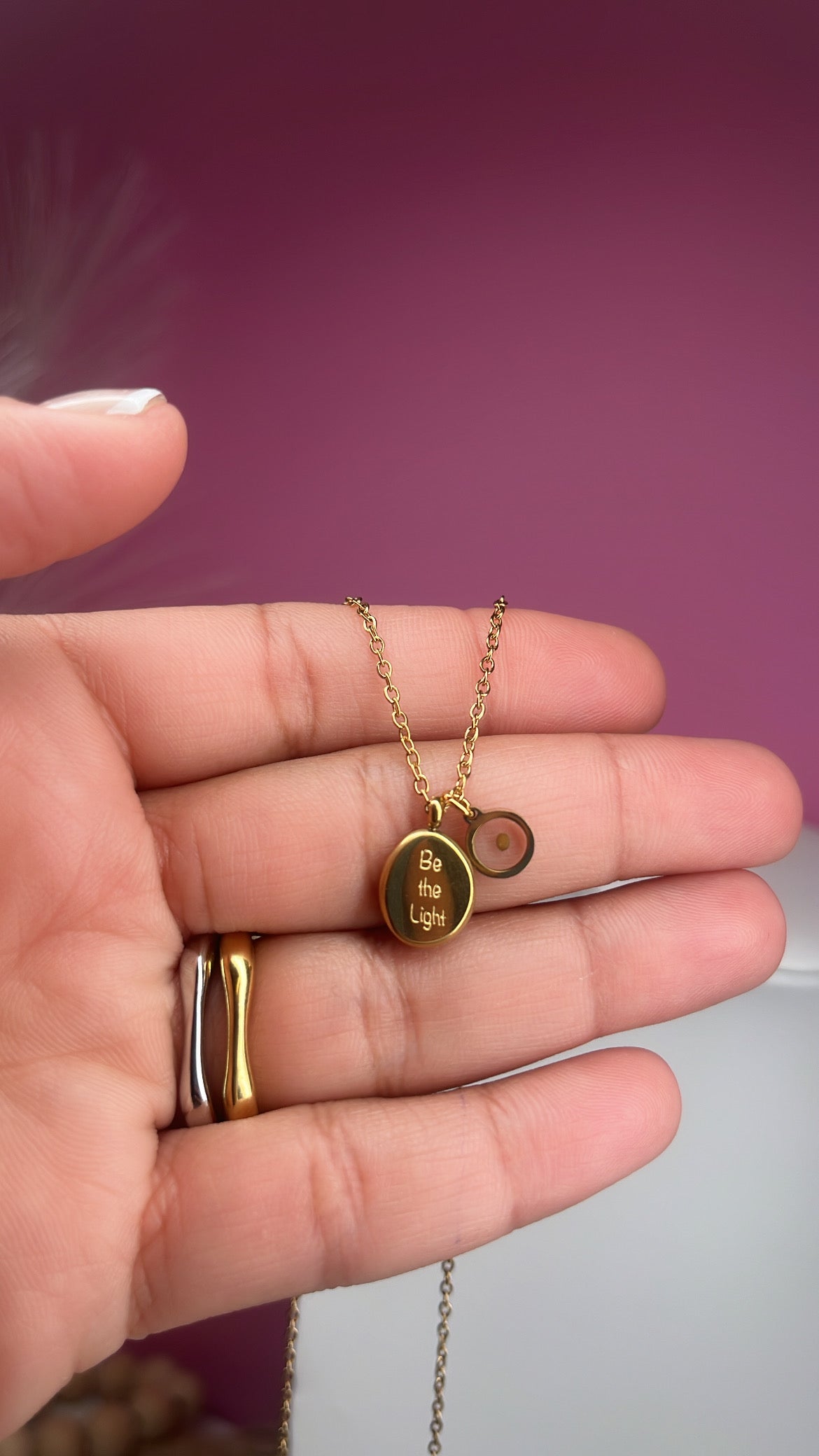 Necklace Be the Light