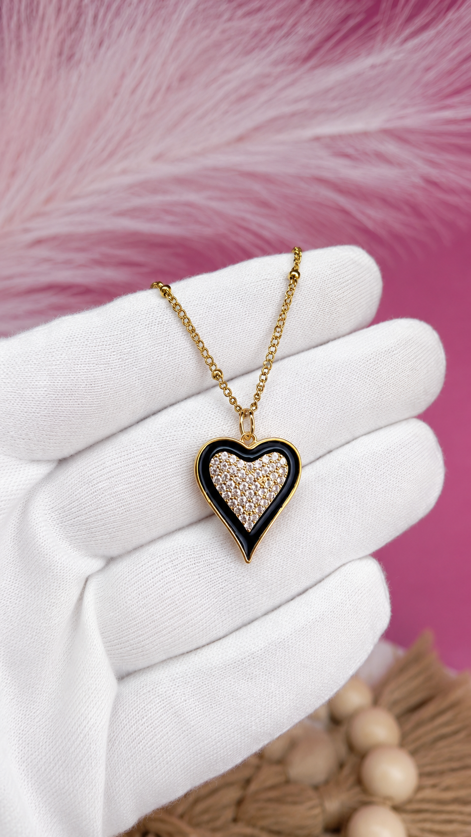 Necklace Corazon Negro