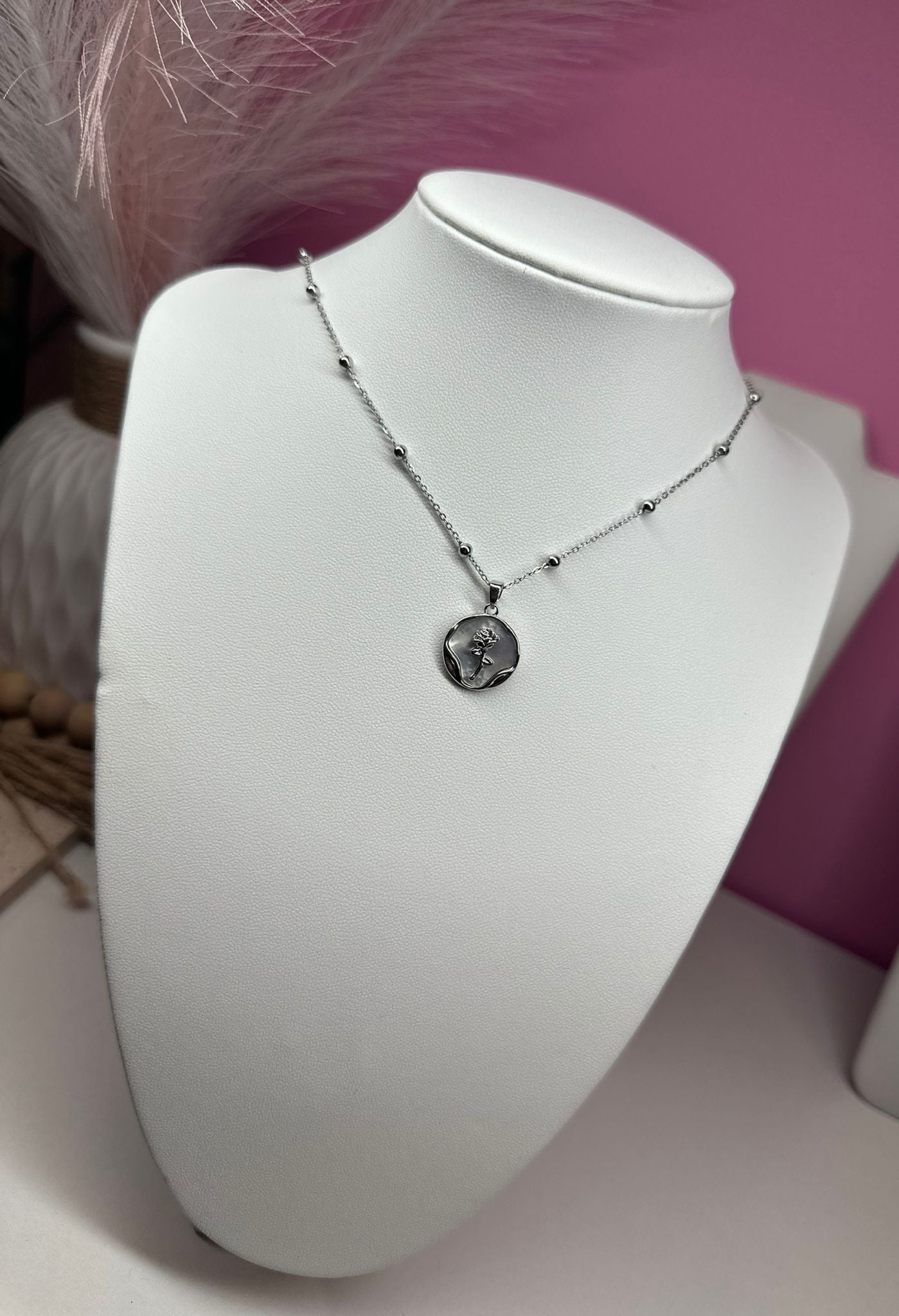 Necklace Rosabella