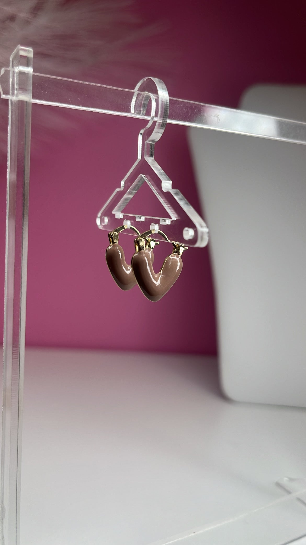 Arete Corazón Crema