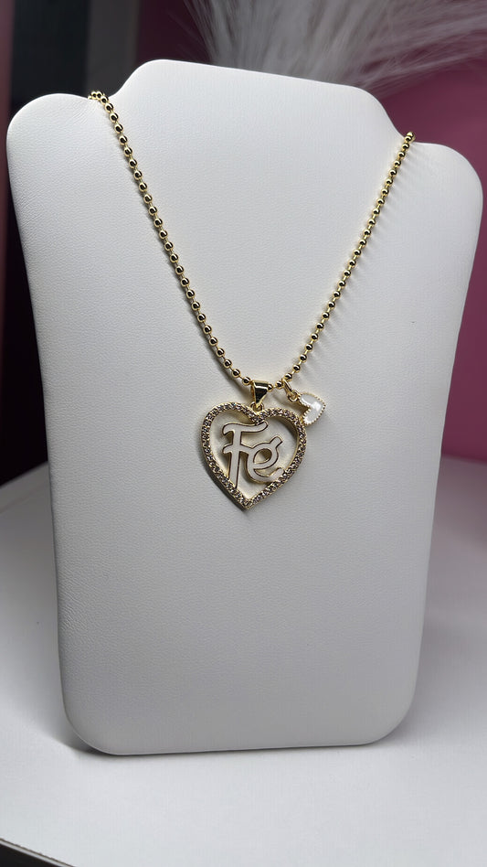 Necklace Fé