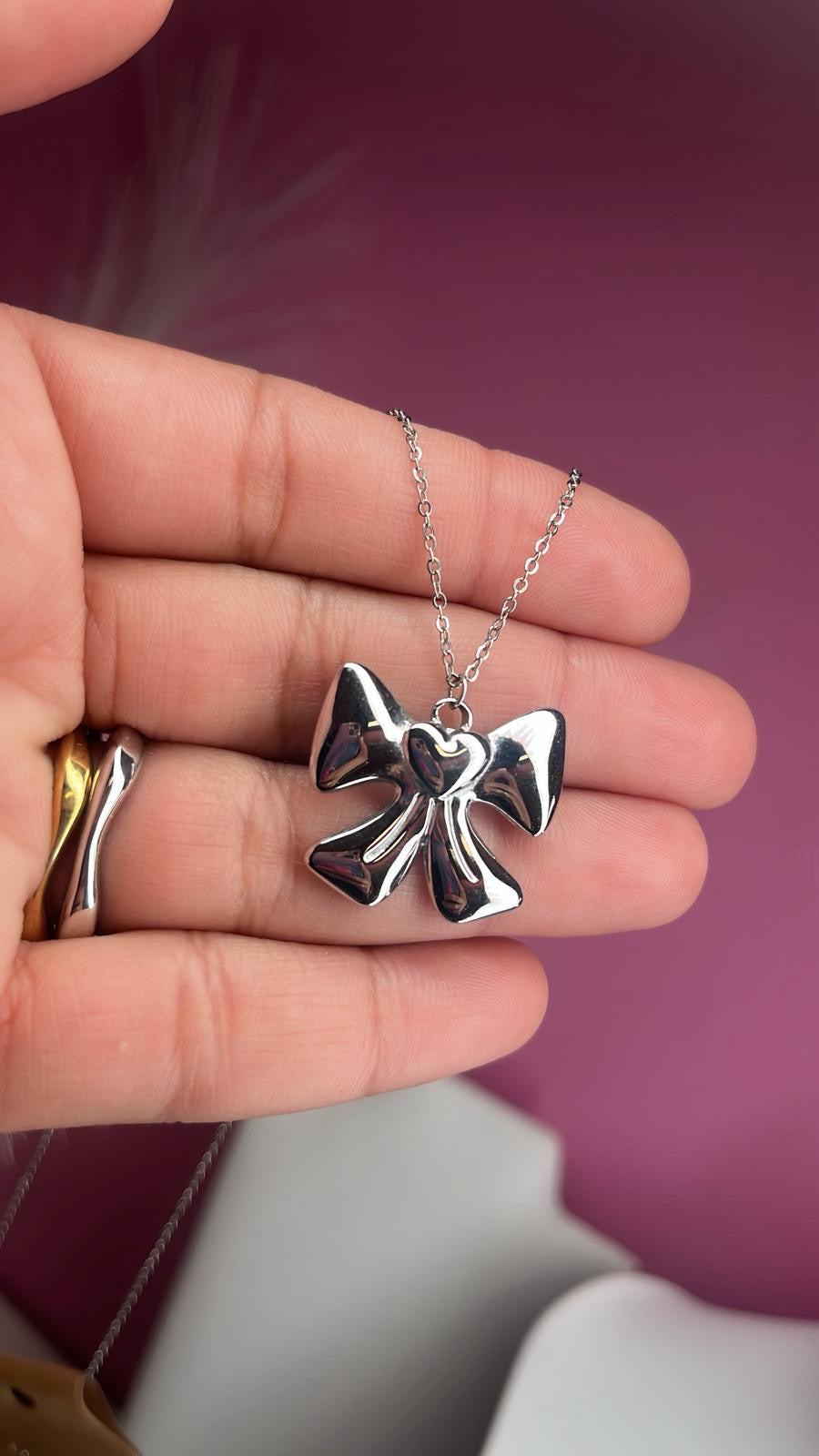 Necklace Lazo de Amor