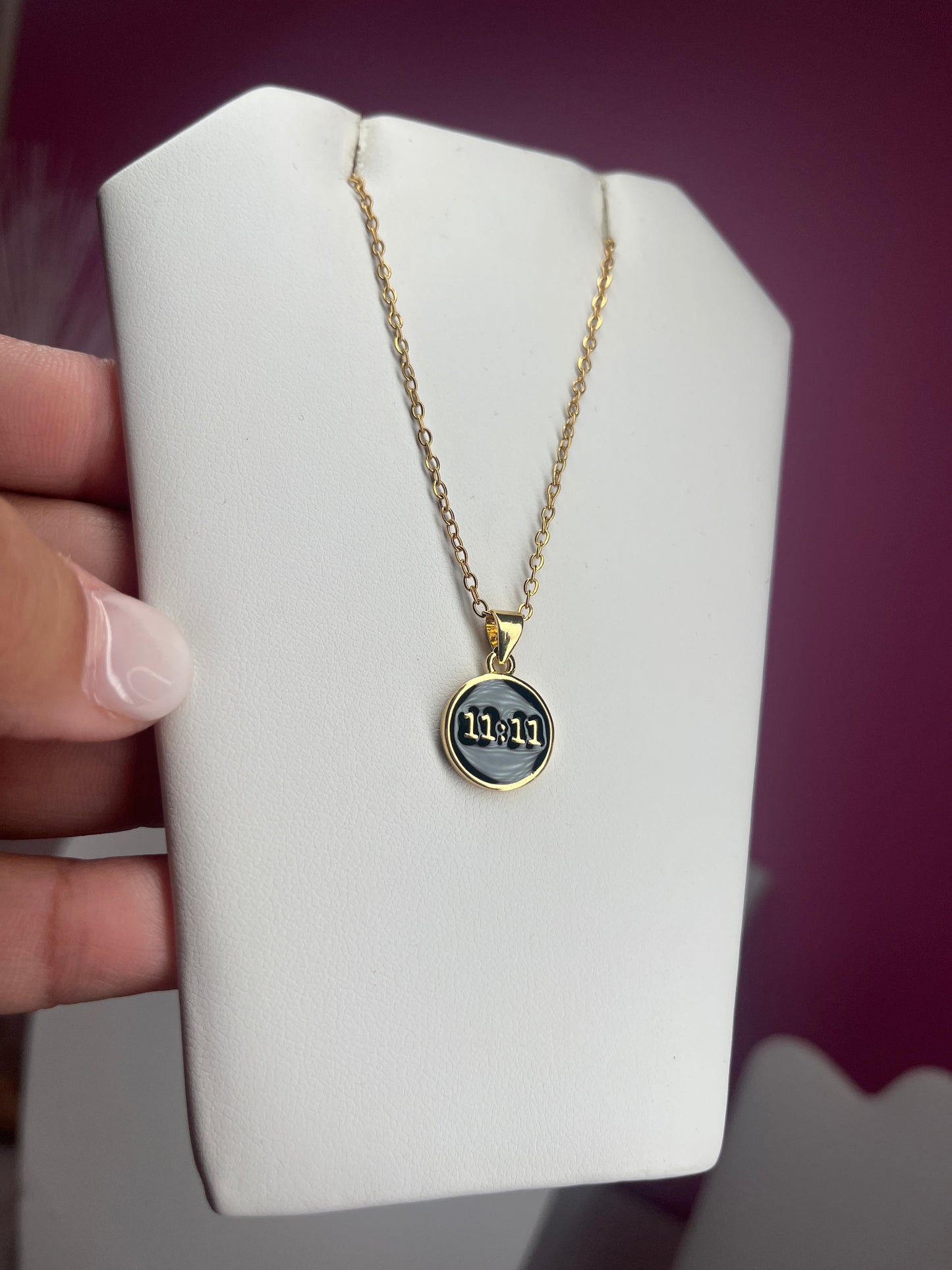 Necklace 11:11 Black