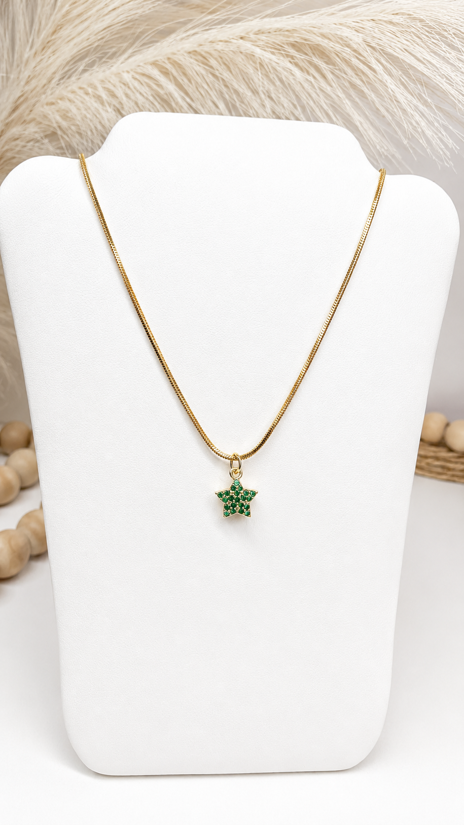 Necklace Estrella Esmeralda